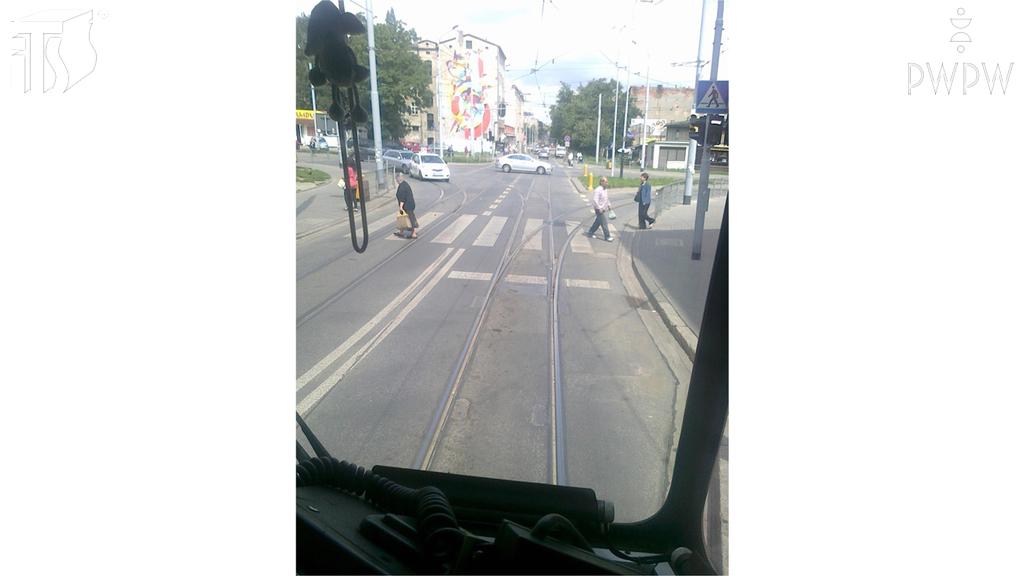 Soll man in dieser Situation an der bedingten Haltelinie anhalten?