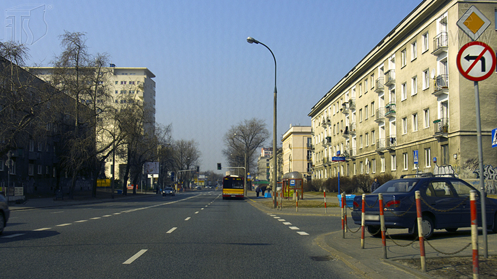 Dürfen Sie das Fahrzeug auf der Fahrbahn direkt hinter der sichtbaren Kreuzung anhalten?