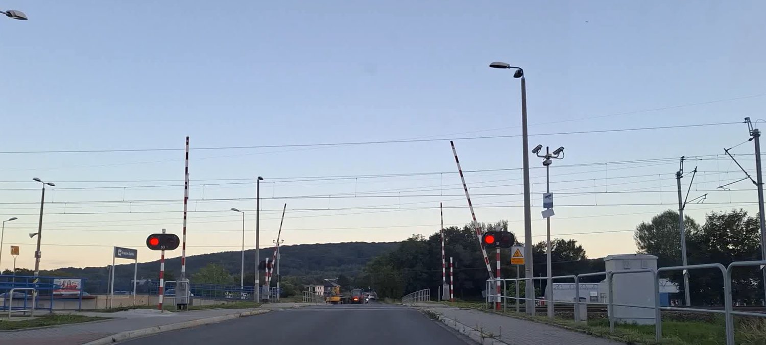 Dürfen Sie den Bahnübergang unter diesen Umständen noch betreten?